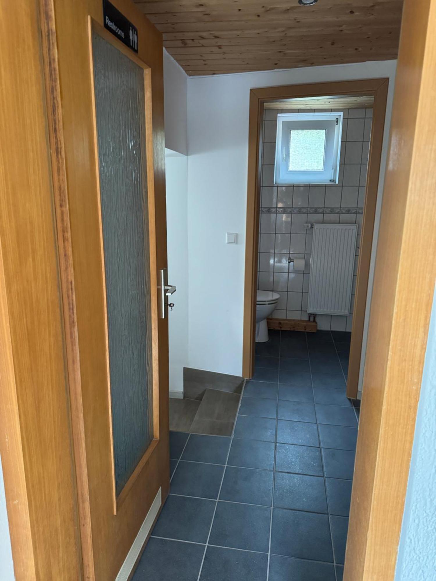 Schoenes Apartment Mit Tv, Wlan, Kochbereich Und Parkplatz - Sara Werne Bagian luar foto